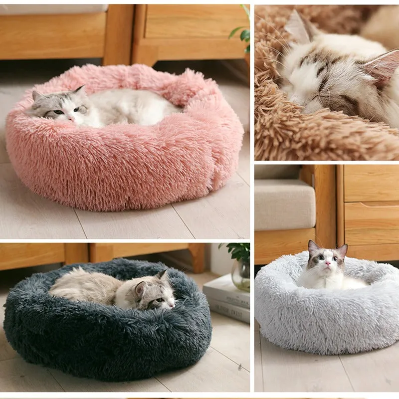 Luxurious Plush Pet Bed - High-Quality Comfort for Dogs and Cats