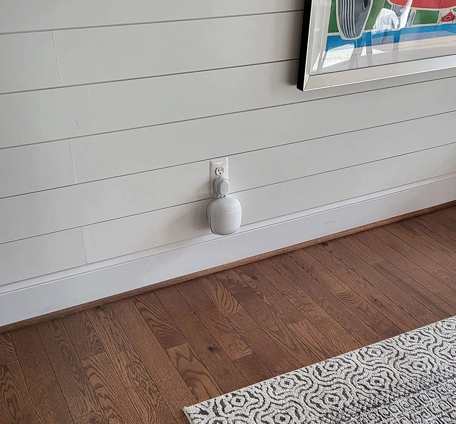 The Nest WiFi Pro Genie Outlet Holder | Reinforced Support | Horizontal and Vertical Outlets